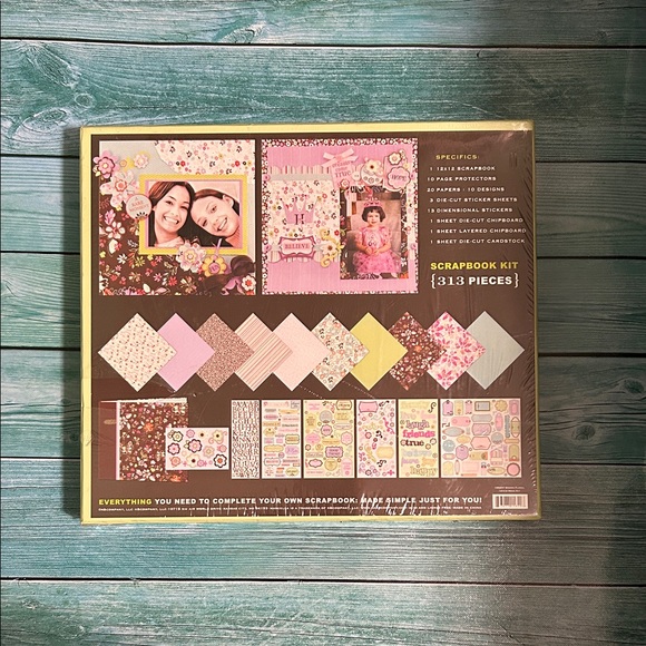 Colorful Scrapbook Kit with 313 Pieces - Picture 1 of 2